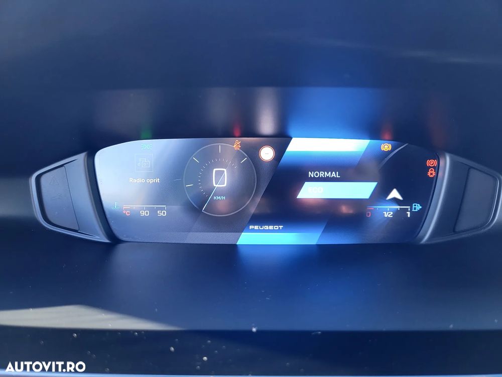 Peugeot 308 1.5L BlueHDI BVM6 Allure - 22