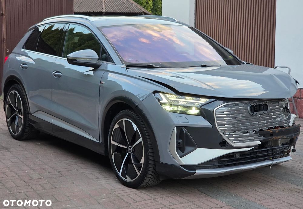 Audi Q4 e-tron - 1
