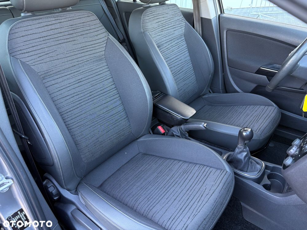 Opel Corsa 1.4 T Cosmo S&S - 23