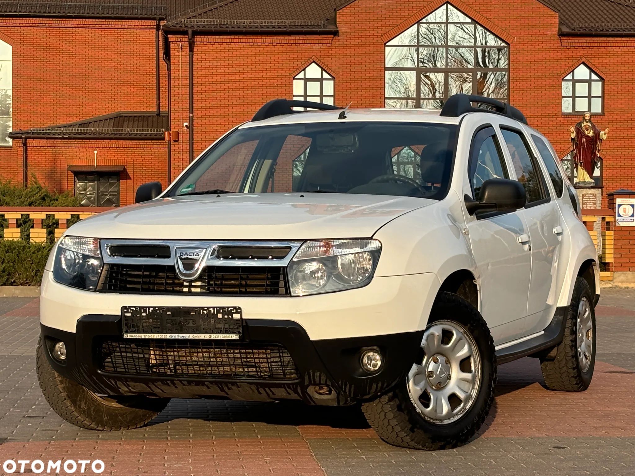 Dacia Duster 1.6 16V 4x4 - 1