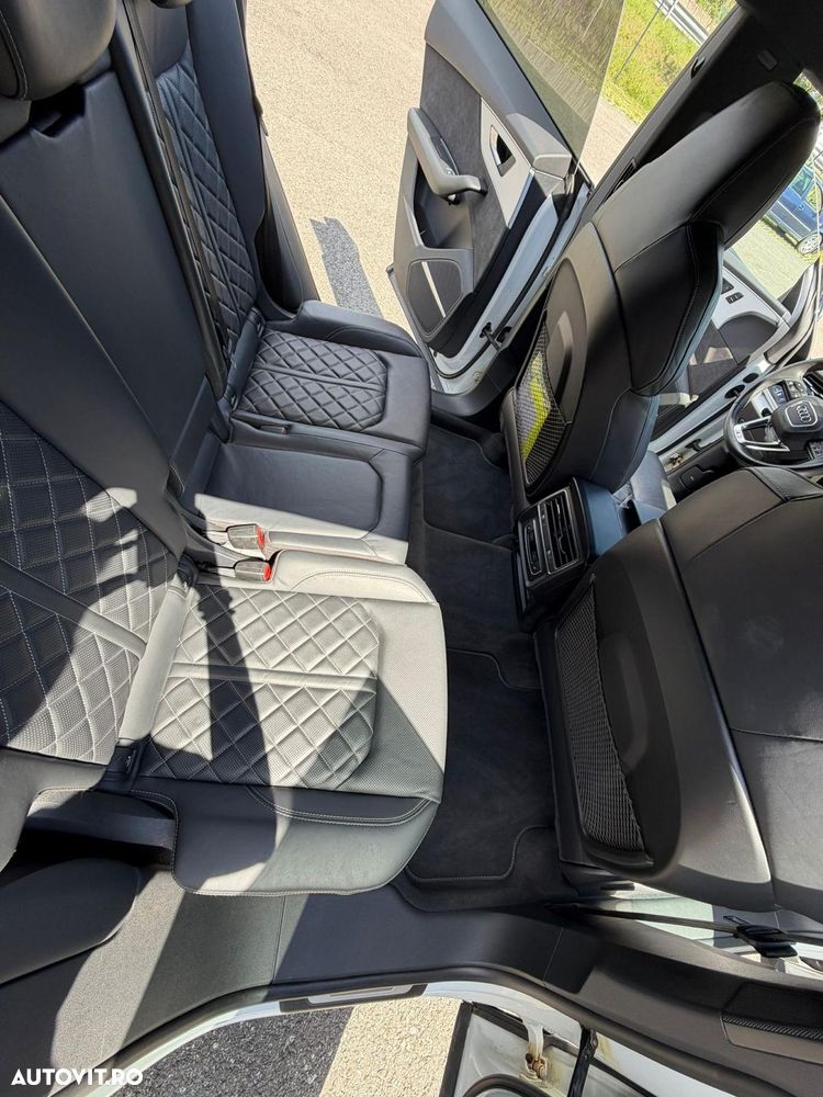 Audi Q8 60 TFSIe quattro tiptronic - 15