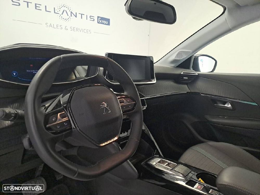 Peugeot 208 1.2 PureTech Allure Pack EAT8 - 8