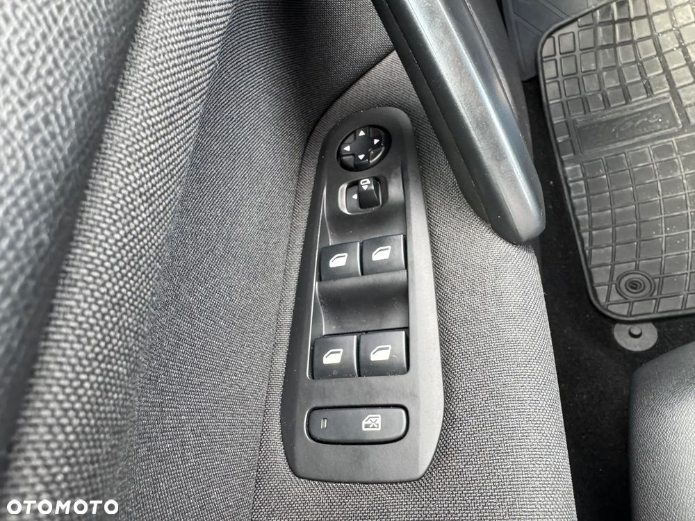 Peugeot 308 1.2 PureTech Active S&S - 12