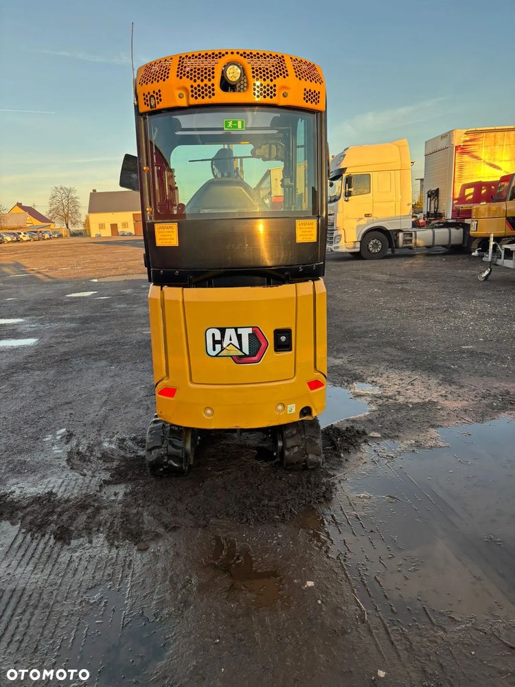 Caterpillar 301.6 - 2