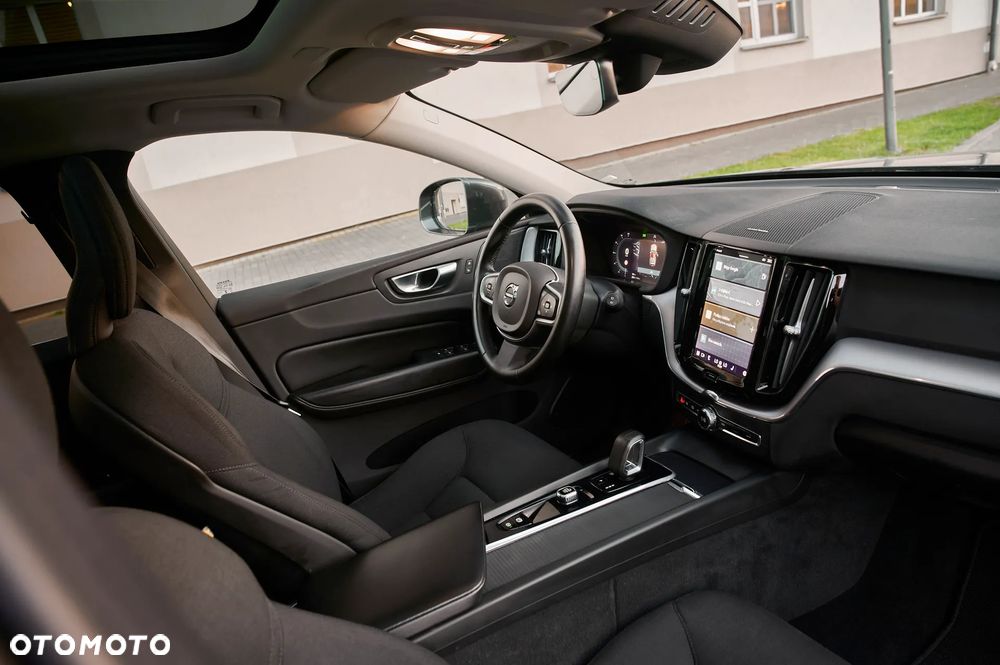 Volvo XC 60 B4 D Geartronic Momentum Pro - 29