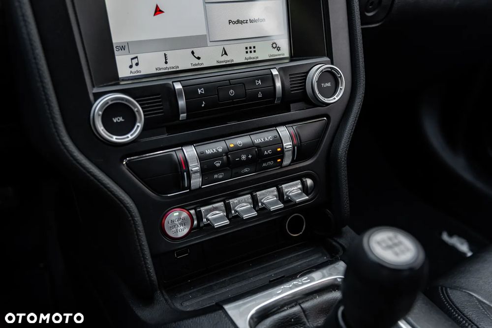 Ford Mustang - 26