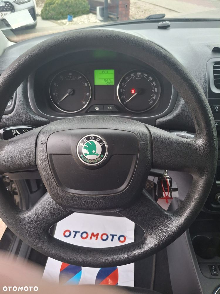 Skoda Roomster - 18