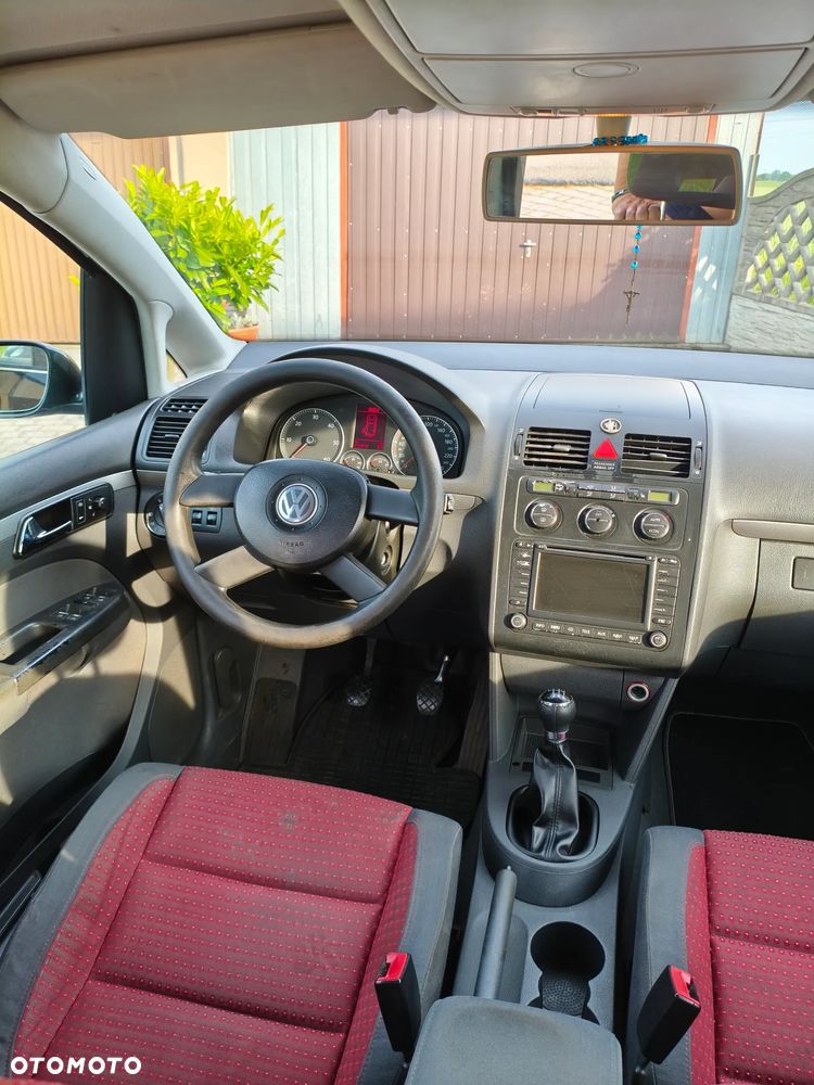 Volkswagen Touran 2.0 TDI Trendline - 10