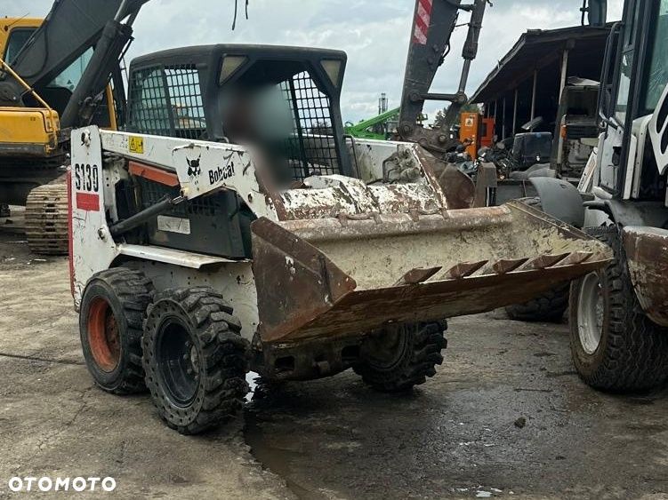 Bobcat Miniładowarka BOBCAT S130 4x4 - 6