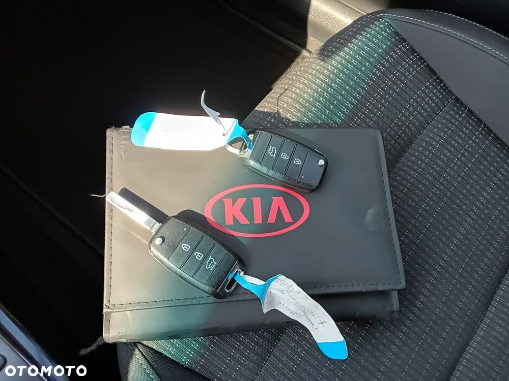 Kia Stonic - 36