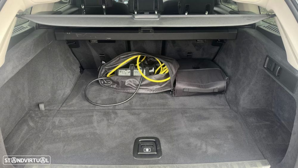 BMW 330 e Corporate Edition Auto - 28