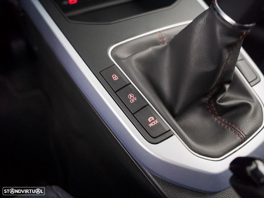 SEAT Arona 1.0 TSI FR - 23