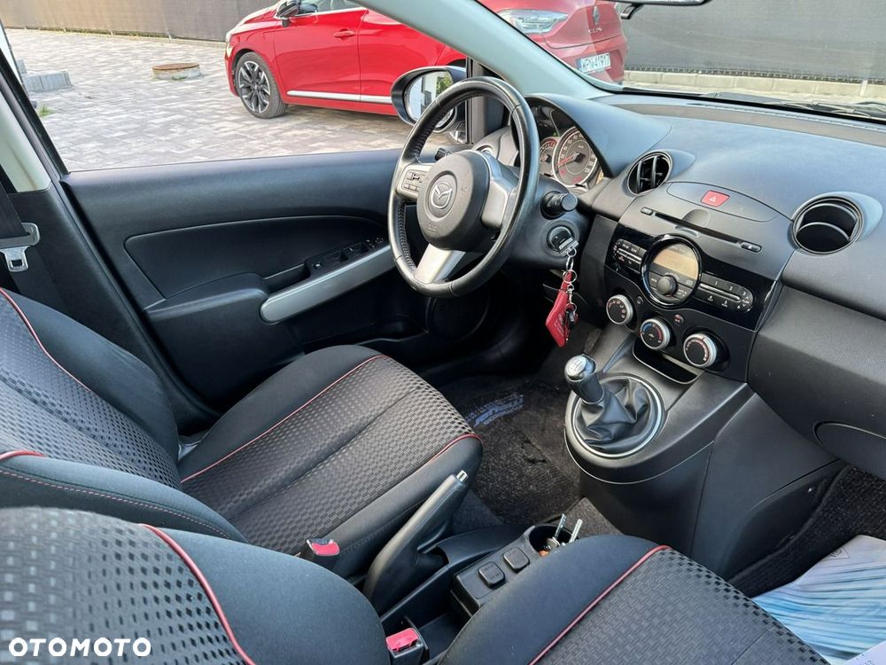 Mazda 2 - 26