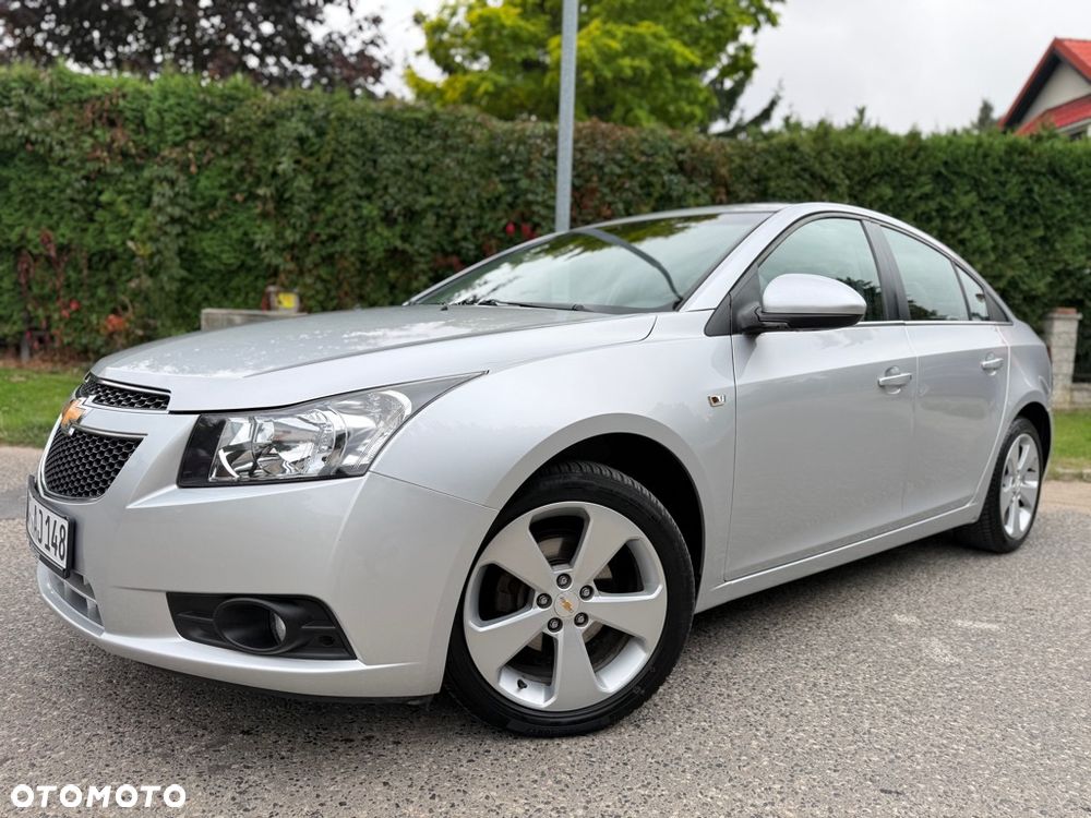Chevrolet Cruze 1.8 LTZ+ - 3
