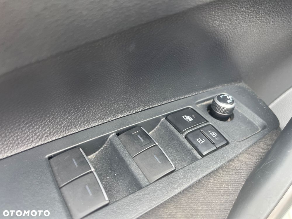 Toyota Corolla 1.5 Comfort MS - 29