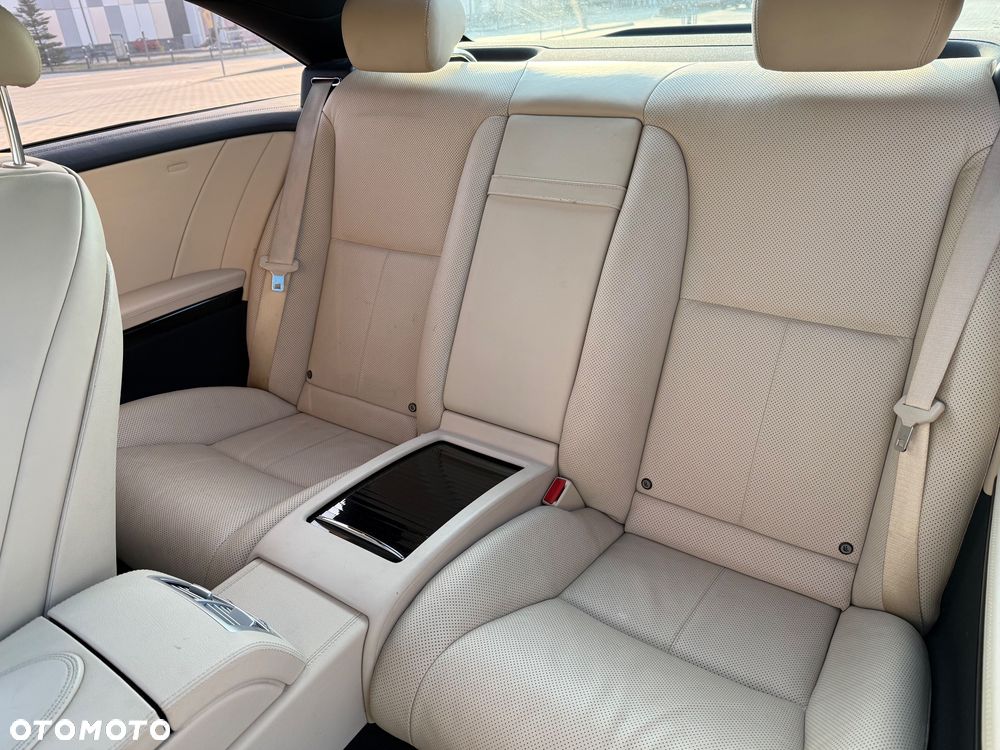 Mercedes-Benz CL 500 4Matic 7G-TRONIC - 10