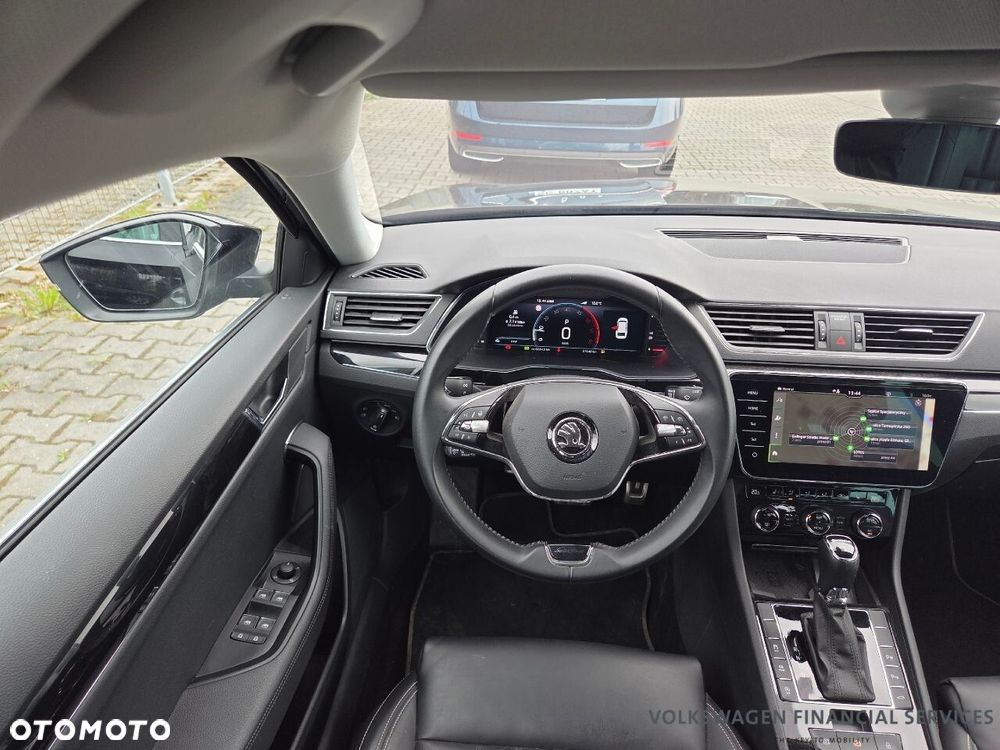 Skoda Superb 2.0 TDI SCR L&K DSG - 5