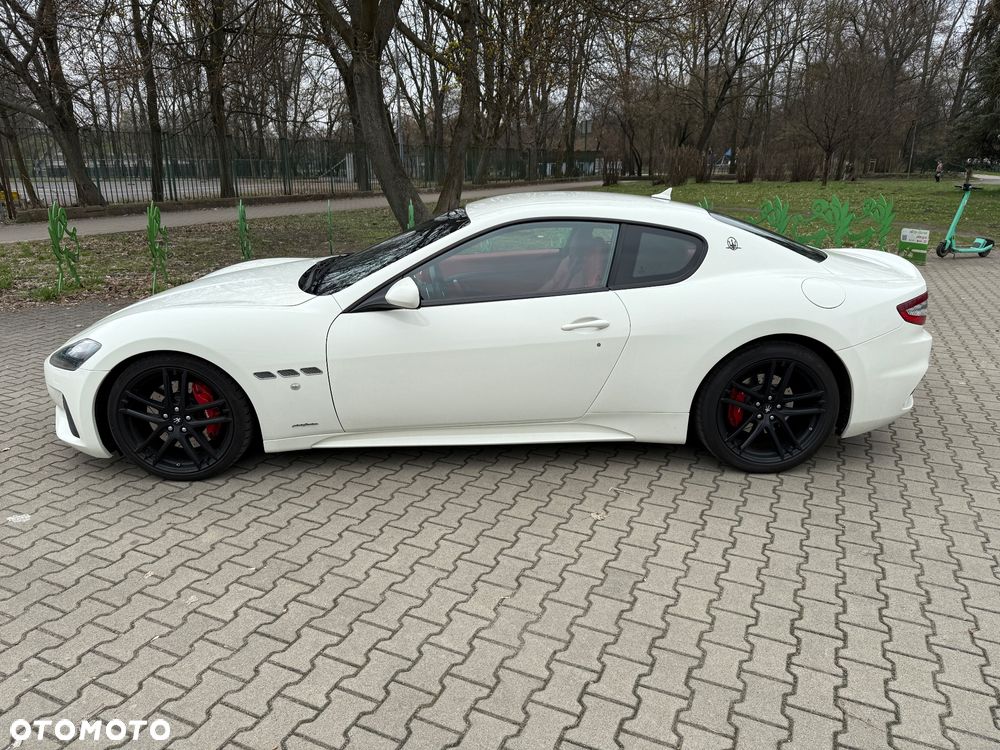 Maserati GranTurismo Sport - 5