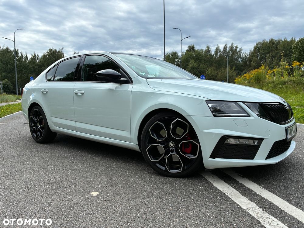 Skoda Octavia 2.0 TSI RS Challenge 245 DSG - 10