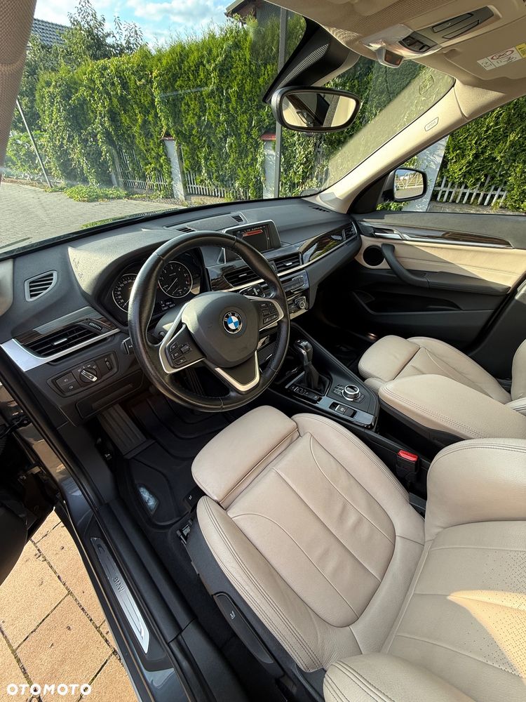 BMW X1 xDrive20d xLine - 8