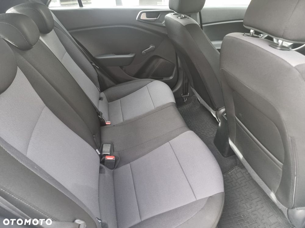 Hyundai i20 1.2 Classic Plus - 22