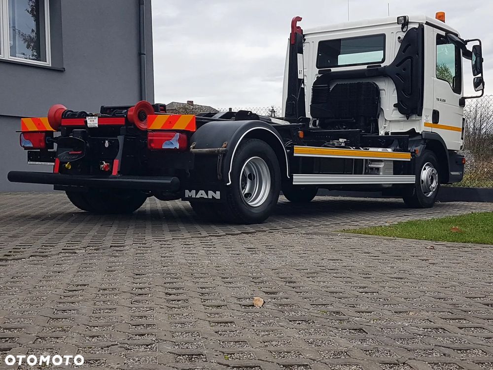 MAN TGL 12.220 HAKOWIEC 4x2 KLIMA HAKOWIEC DO KONTENERÓW - 39