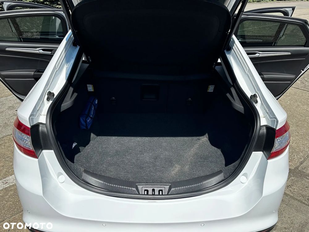 Ford Mondeo 2.0 TDCi Titanium PowerShift - 37