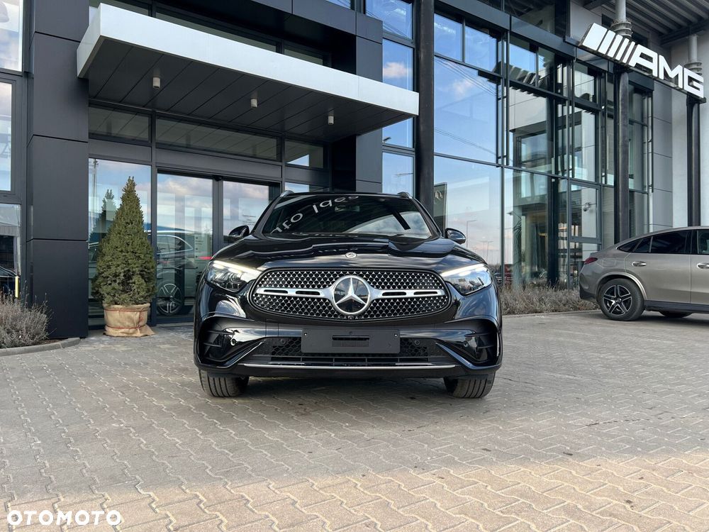 Mercedes-Benz GLC - 4