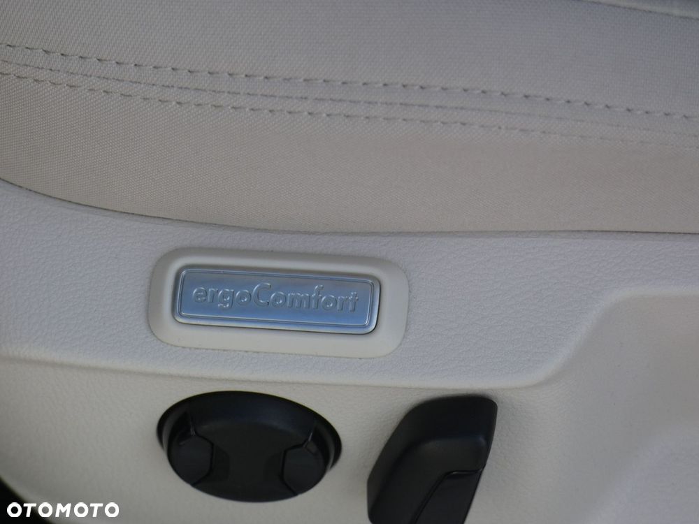 Volkswagen Passat 2.0 TDI BMT Comfortline DSG - 22