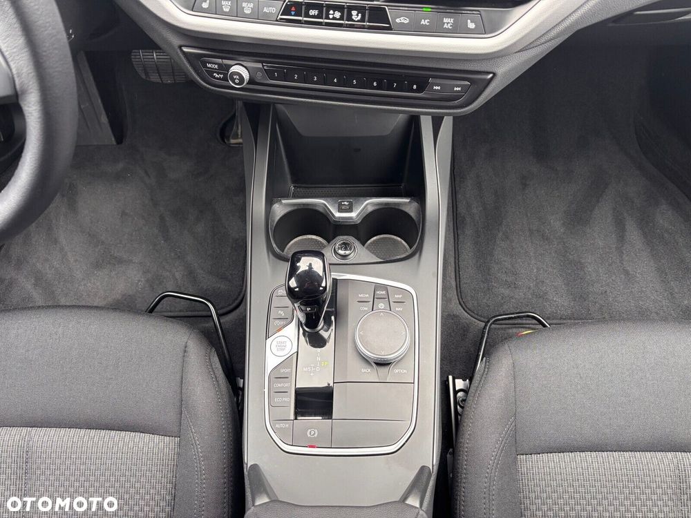 BMW Seria 1 118i Advantage - 27