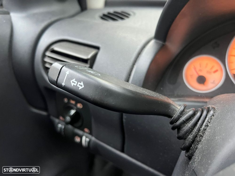 Opel Corsa 1.3 CDTI First - 18