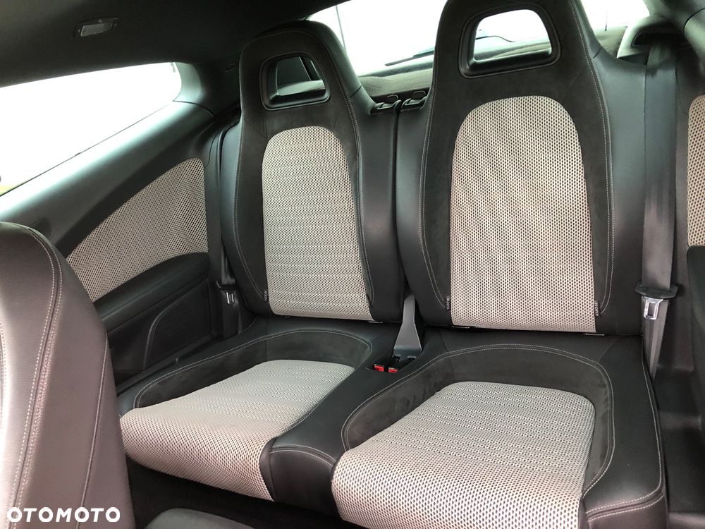 Volkswagen Scirocco - 20