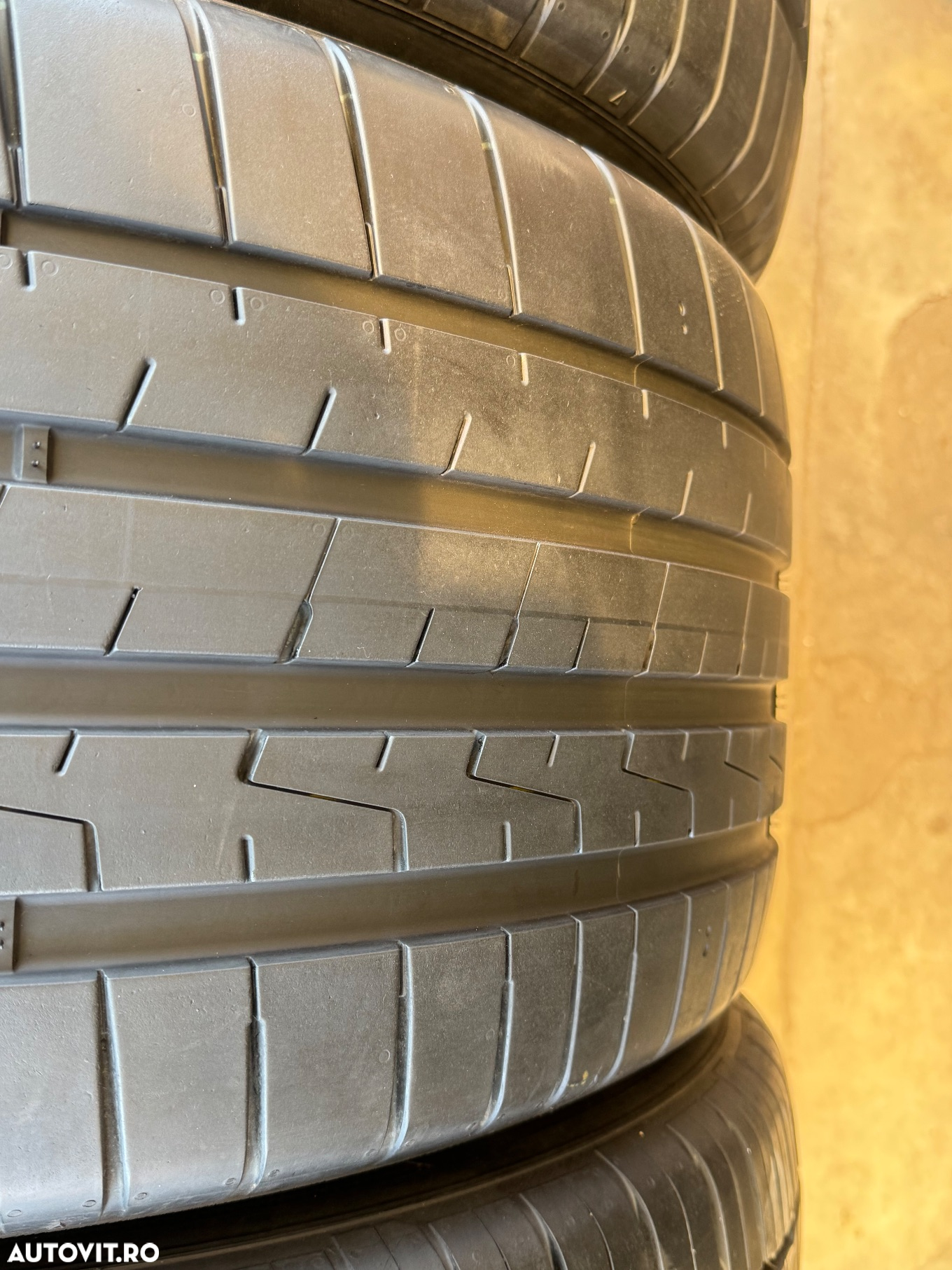 Vând 4 anvelope 295/45/20 hankook de vară ca noi - 7