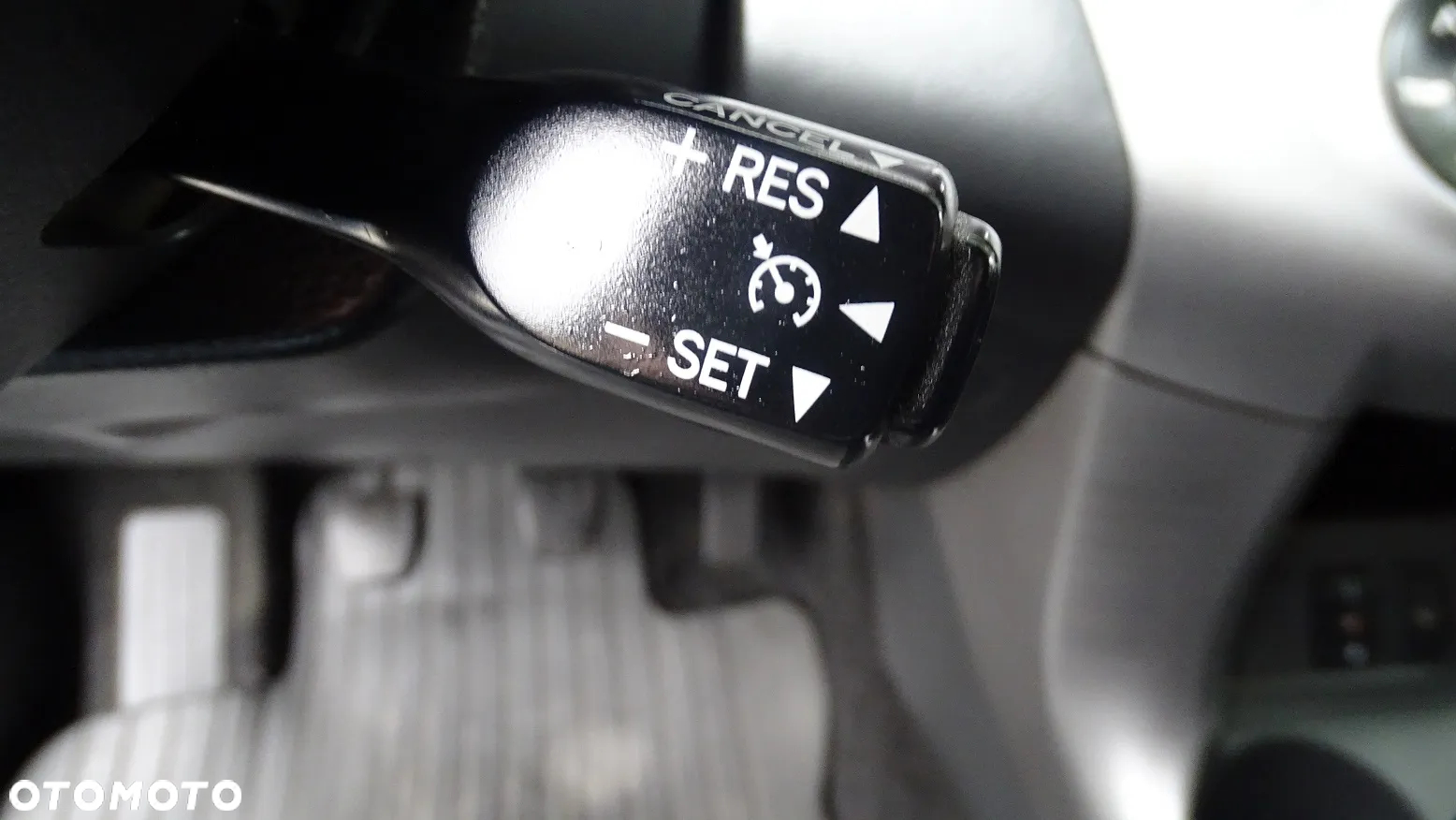 Toyota RAV4 2.2 D-4D X - 18
