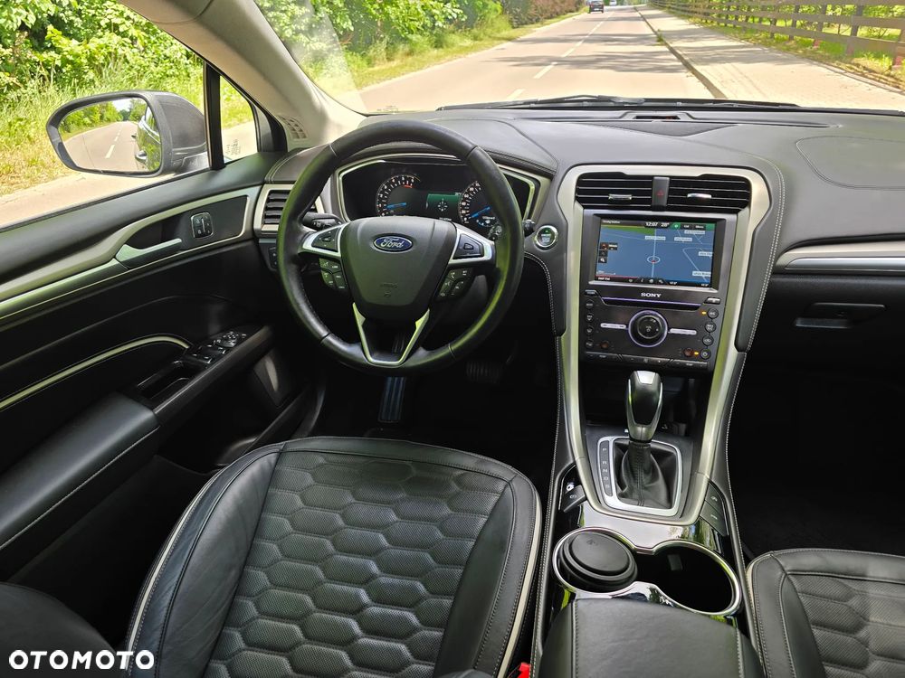 Ford Mondeo 2.0 TDCi PowerShift-Aut Allrad Vignale - 28