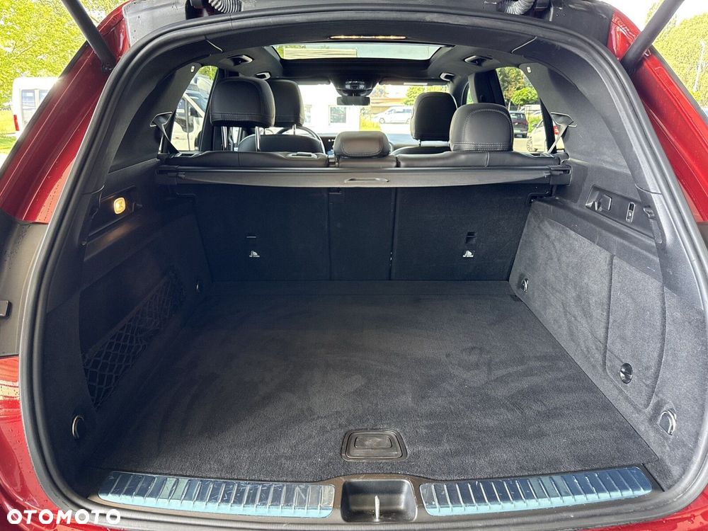 Mercedes-Benz GLE - 28