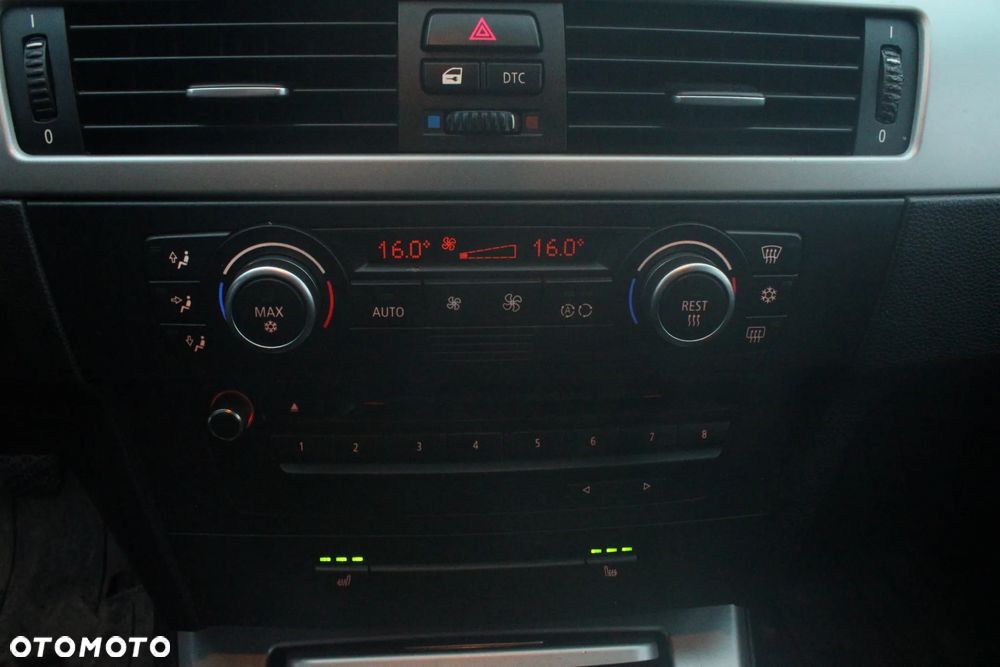 BMW Seria 3 320d DPF - 13