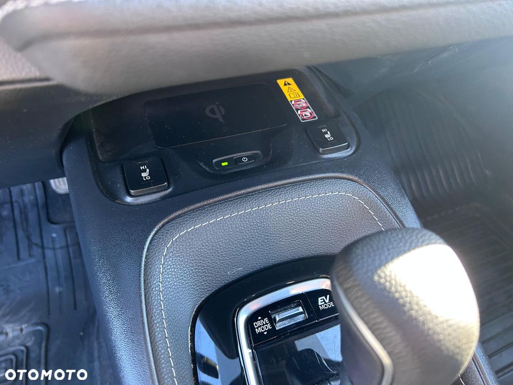Toyota Corolla 1.8 Hybrid Executive - 21