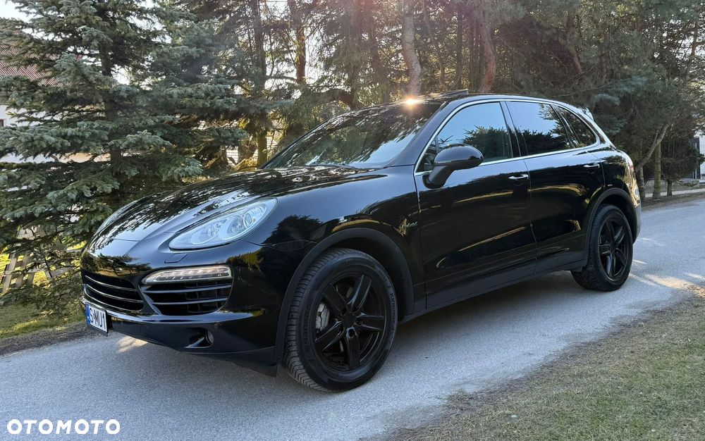 Porsche Cayenne S Hybrid - 1
