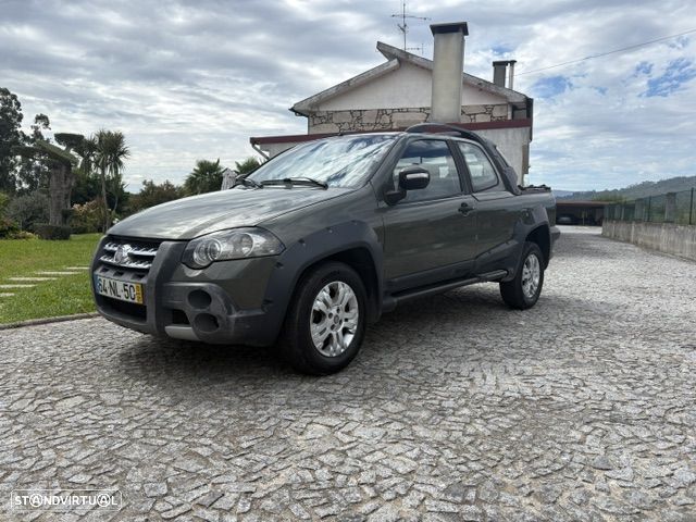 Fiat Strada Adventure - 4
