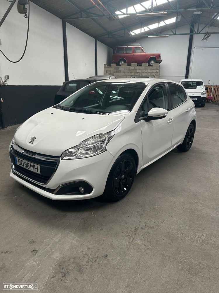 Peugeot 208 BlueHDi 100 Active Pack - 4