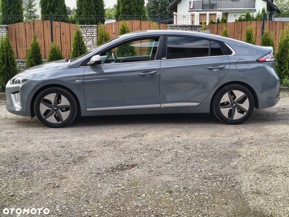 Hyundai IONIQ Hybrid Platinum - 7