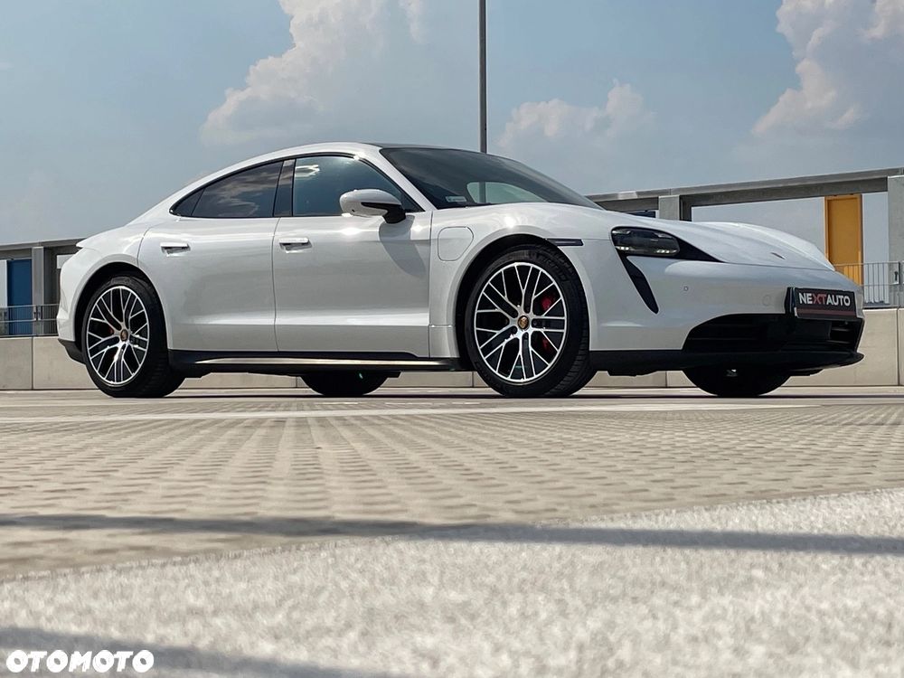 Porsche Taycan 4S Performance Plus - 14