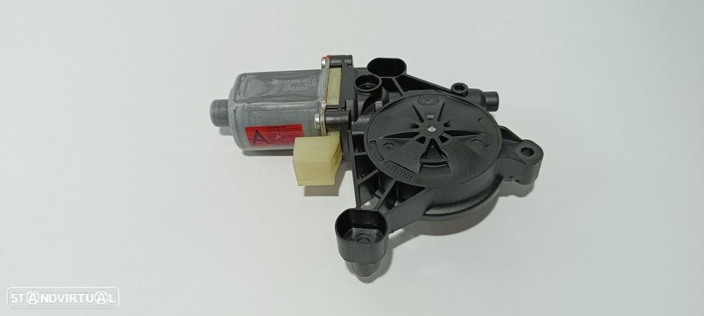 MOTOR ELEVADOR FRENTE ESQUERDO SEAT LEON SPORTSTOURER (KL8) FR - 1