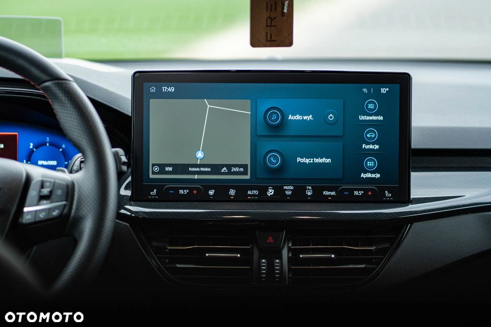 Ford Focus 1.5 EcoBlue STart-Stopp-System ST-LINE X - 16