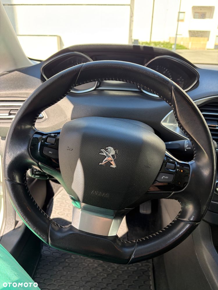 Peugeot 308 - 14