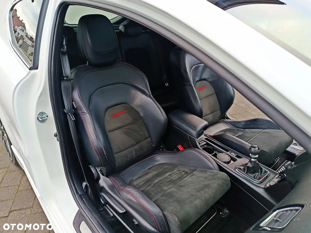 Kia Ceed 1.6 T-GDI GT-Challenge - 30