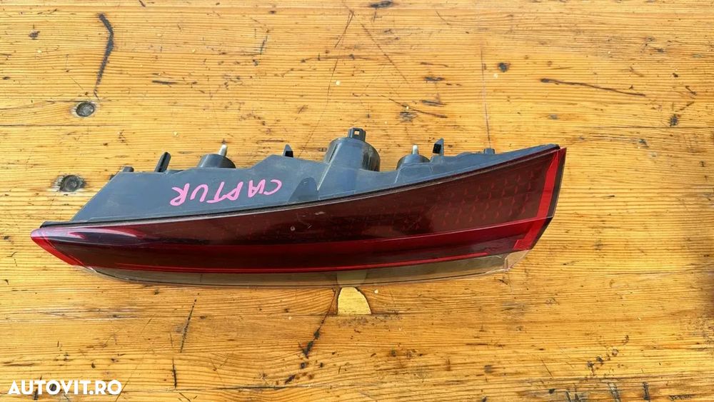 Lampa dreapta pe hayon Renault Captur II 265501234R