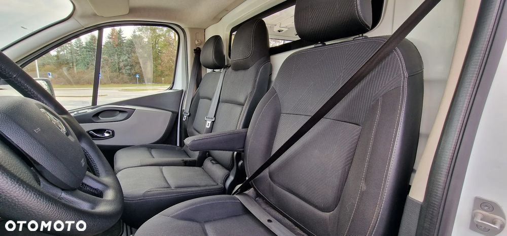 Renault Trafic - 15