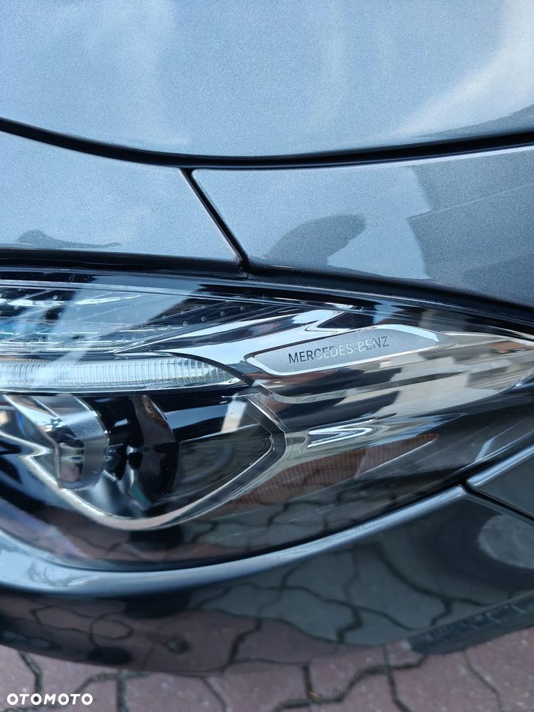 Mercedes-Benz CLA 250 7G-DCT Peak Edition - 12